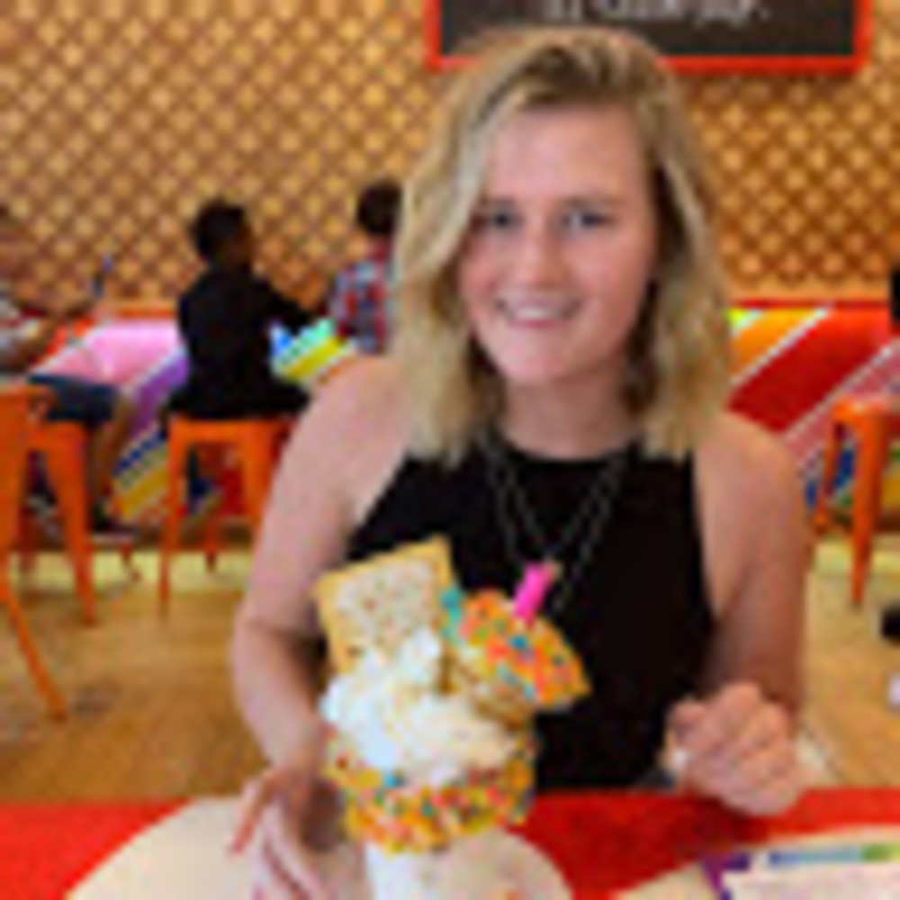 Meet your Posher, Kasey-kelly